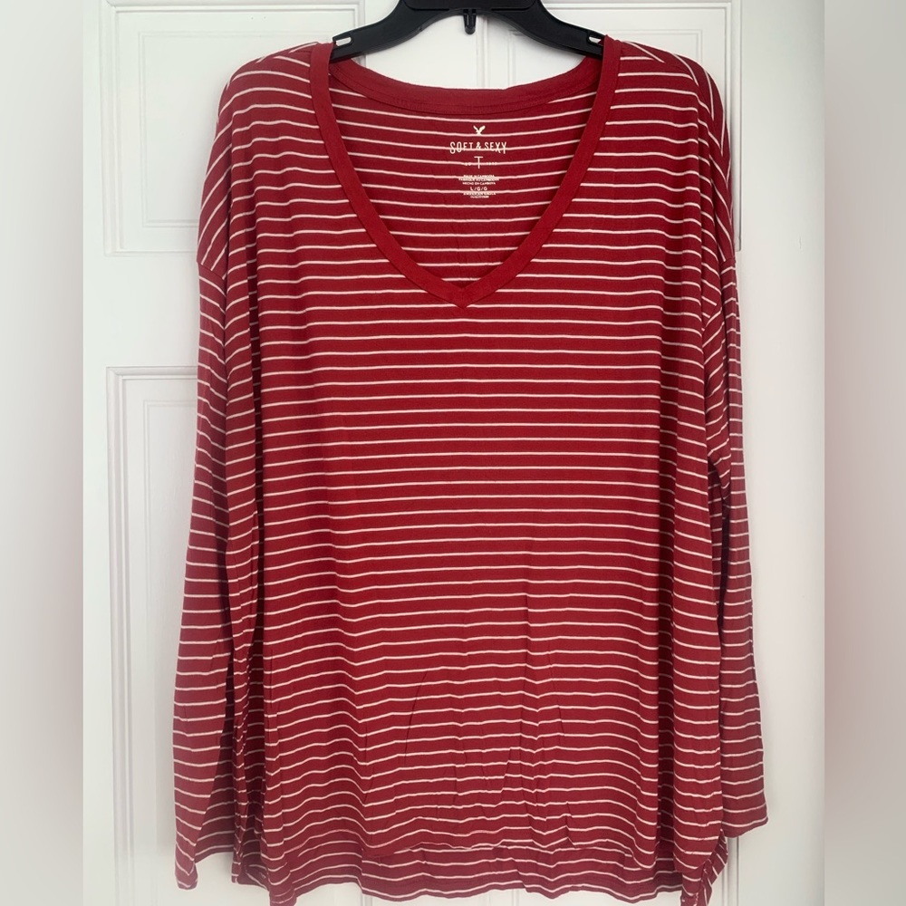 American Eagle Soft & Sexy Long Sleeve